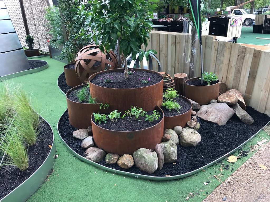 Plants Whitsunday North Queensland Garden Centre sells steel garden edging like Form Boss 